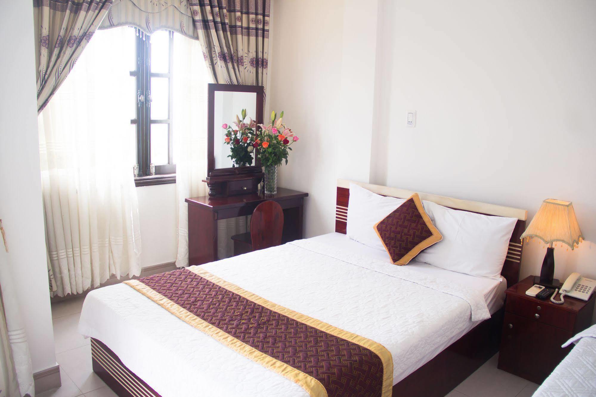 Vivyanne Hotel Дананг Экстерьер фото